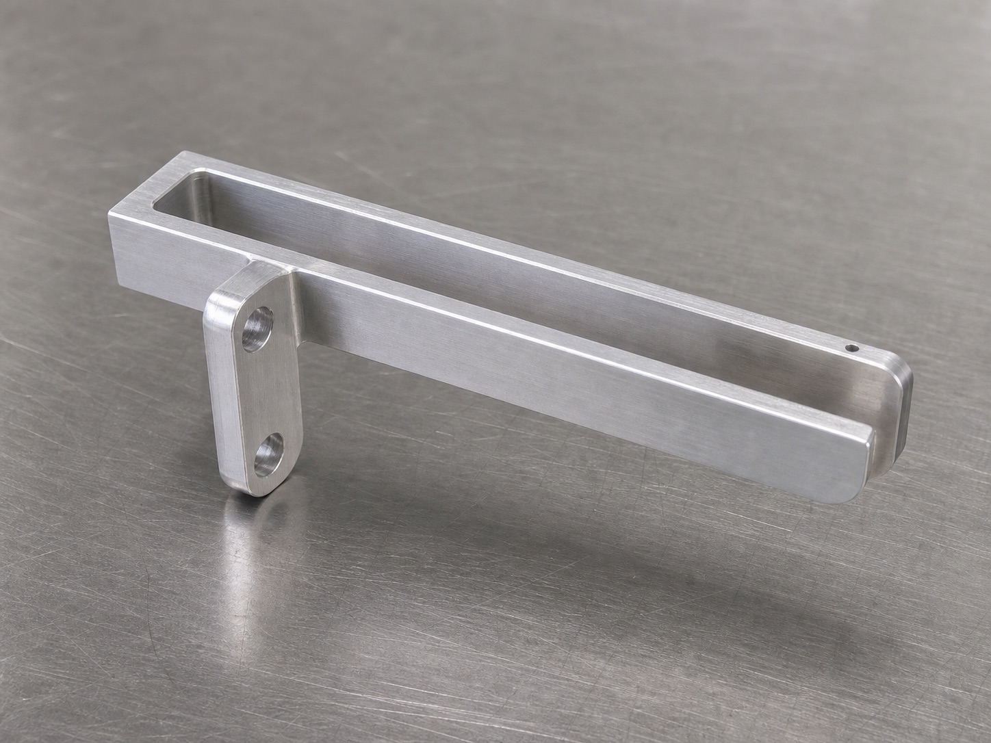 Prototype Machining Review for a Precision Structural Part: Revision, Fixturing and First-Piece Checks