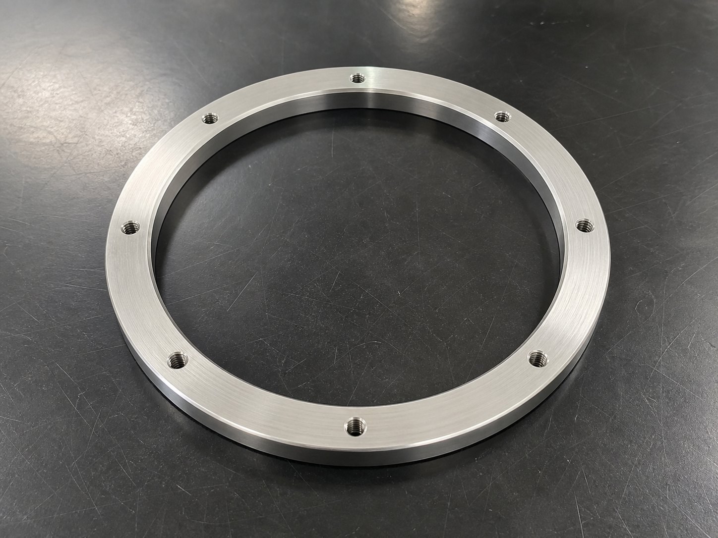 Small-Batch Machining Review for a Stainless Steel Annular Flange: Critical Dimensions, Datum Transfer, and Dimensional Verification