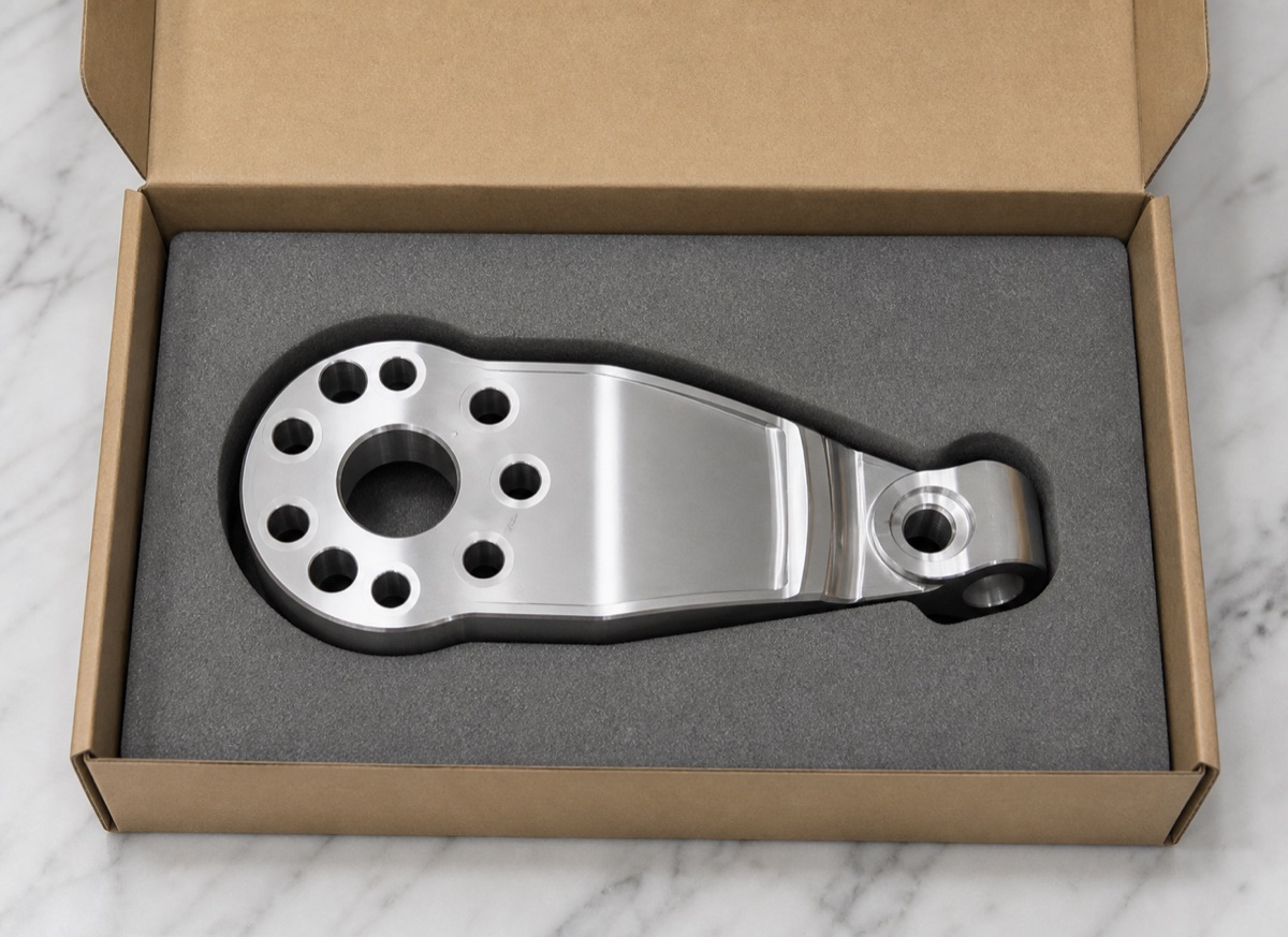 Foam packaging for polished humanoid robot waist linkage bracket