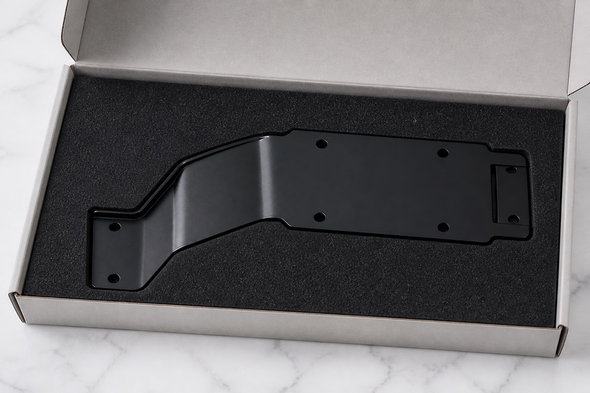 Foam packaging for long thin black anodized waist PCB bracket